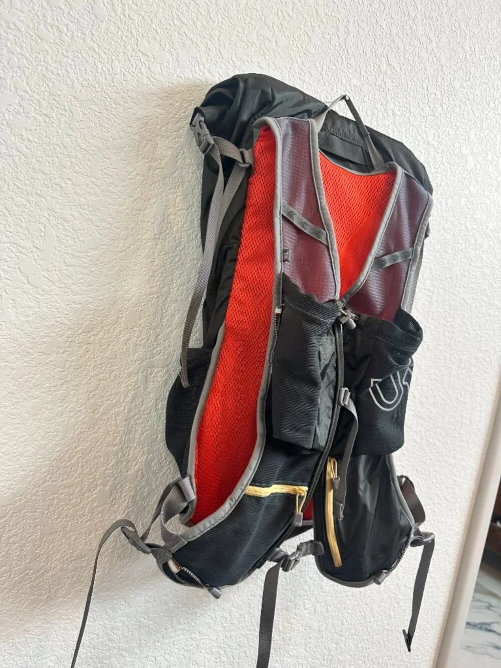 Ultimate Direction Fastpack 20, Grey and Red -- NWOT, Brand New, Never used,